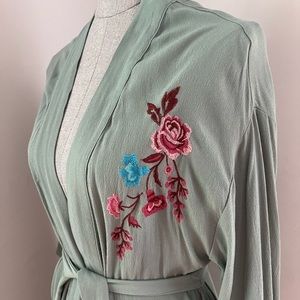 Xhilaration Embrodered Robe